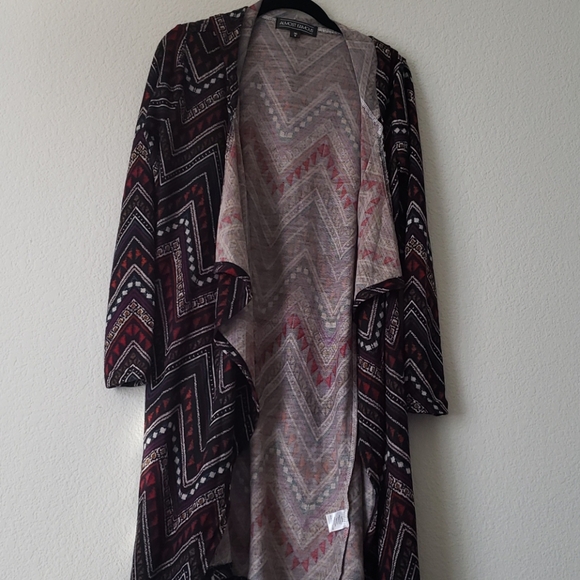 Almost Famous Tribal Print Soft Hooded Sweater - Picture 1 of 5